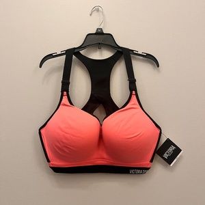 Incredible by Victoria Secret Sports Bra 38DD